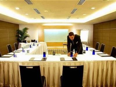 Crowne Plaza Mutiara
