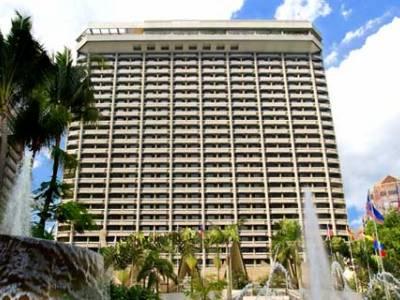 Crowne Plaza Mutiara Hotel